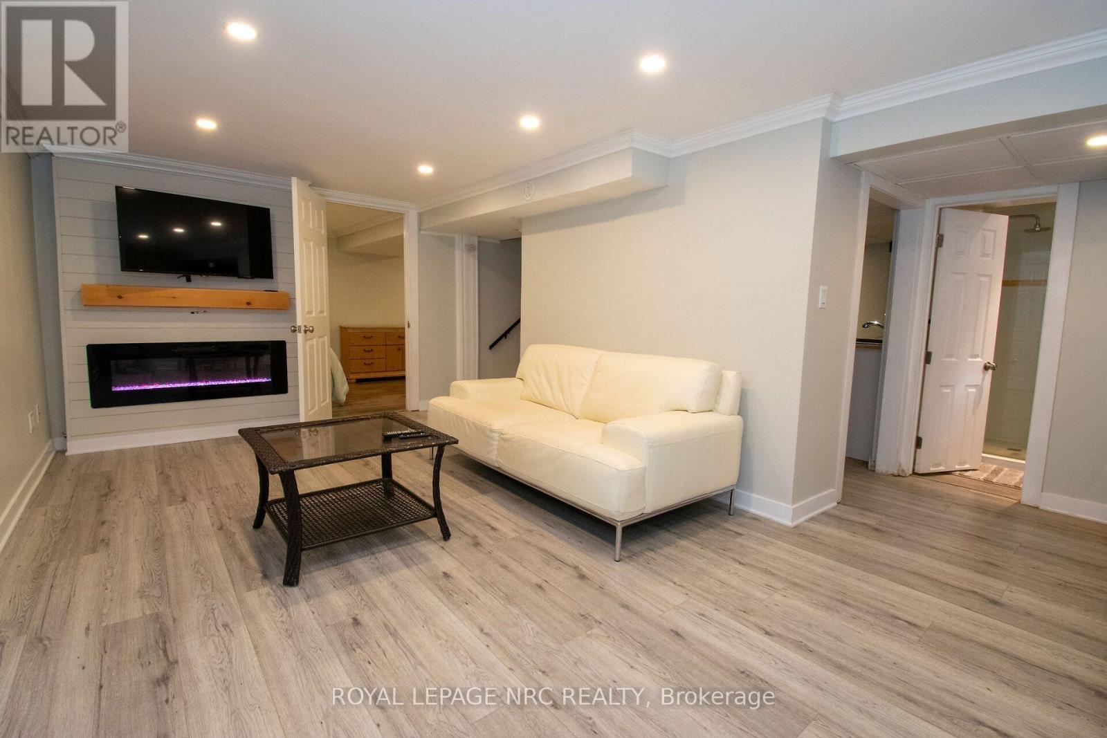 36 Maplewood Drive, St. Catharines, Ontario  L2M 3P1 - Photo 21 - X13742342