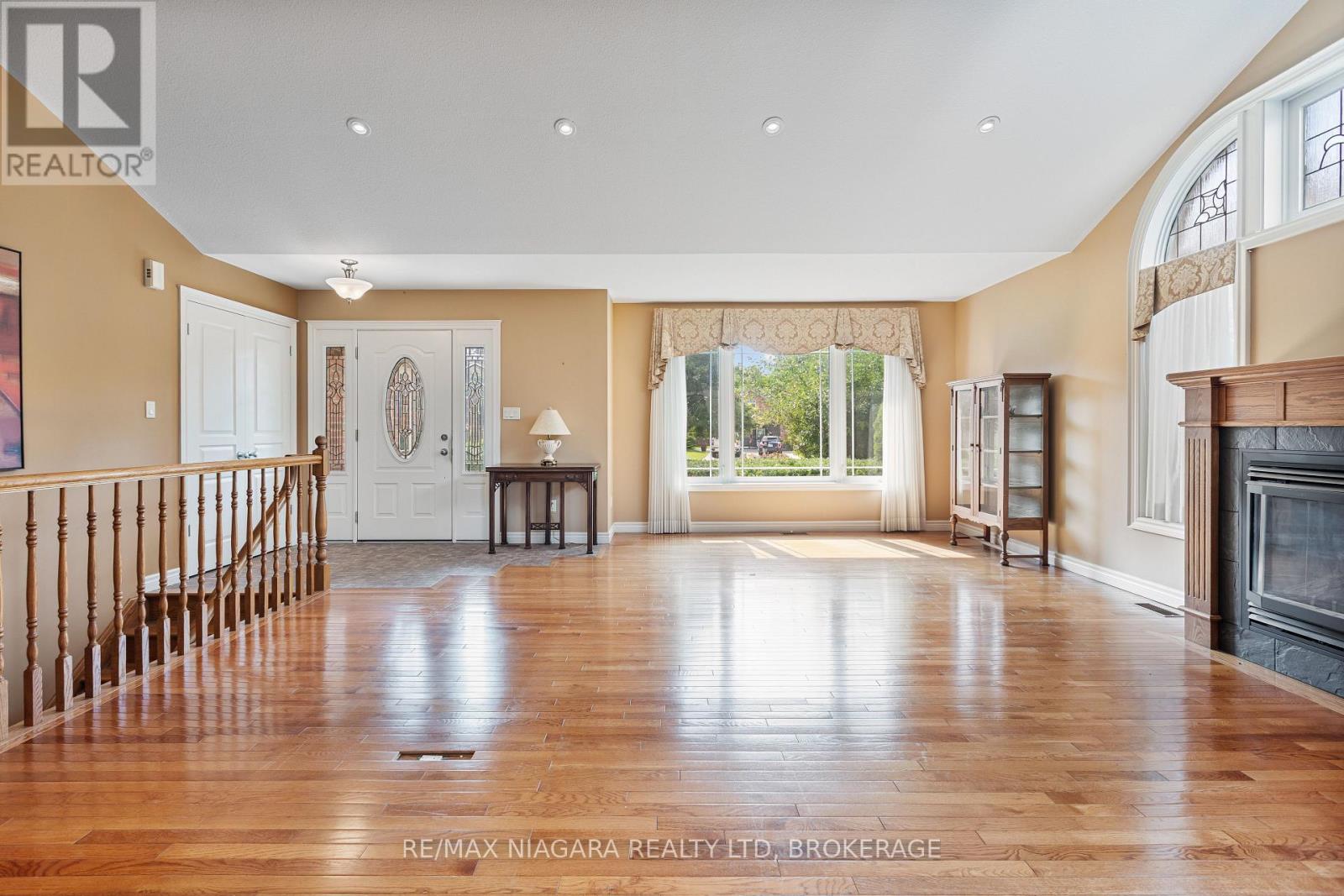 16 Cherry Ridge Boulevard, Pelham, Ontario  L0S 1C0 - Photo 12 - X13742376