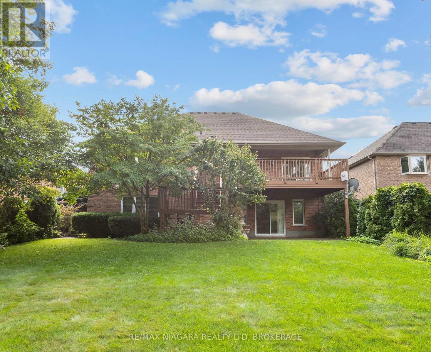 16 Cherry Ridge Boulevard, Pelham, Ontario  L0S 1C0 - Photo 3 - X13742376