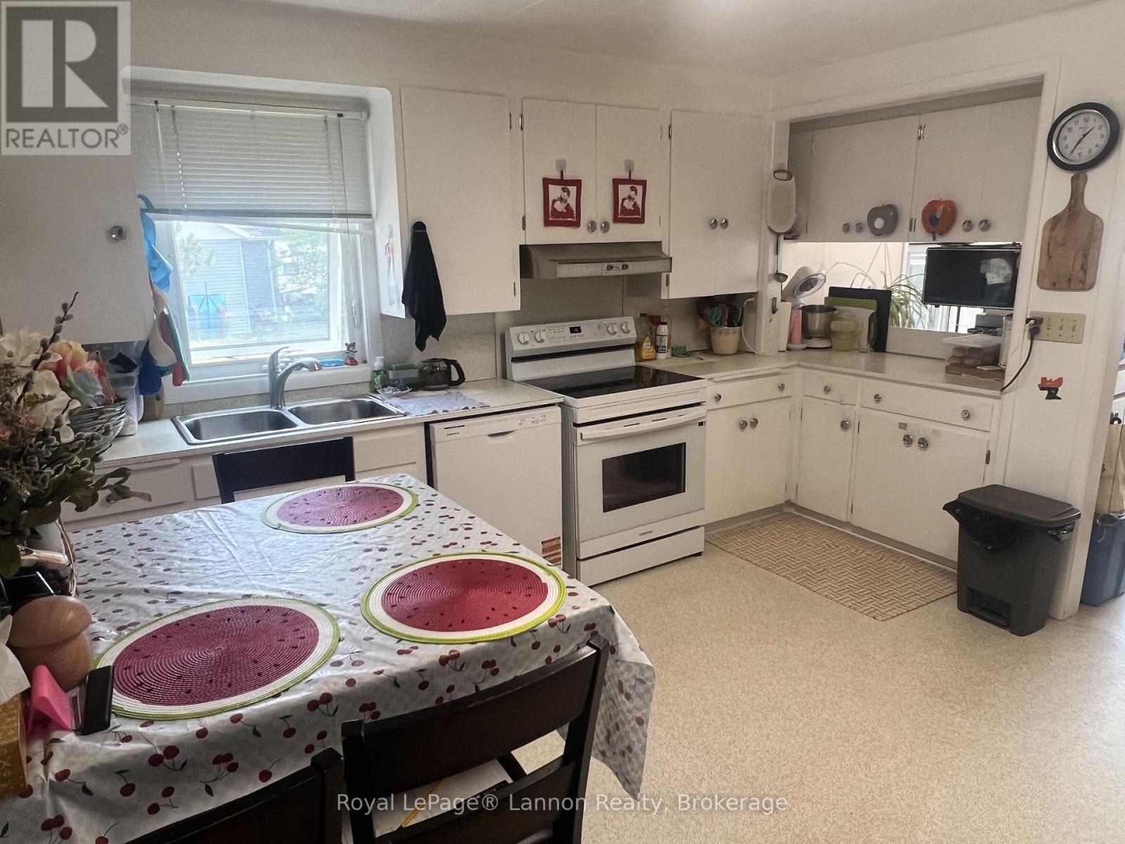 7 Errington Avenue, Atikokan, Ontario  P0T 1C0 - Photo 11 - X13742234
