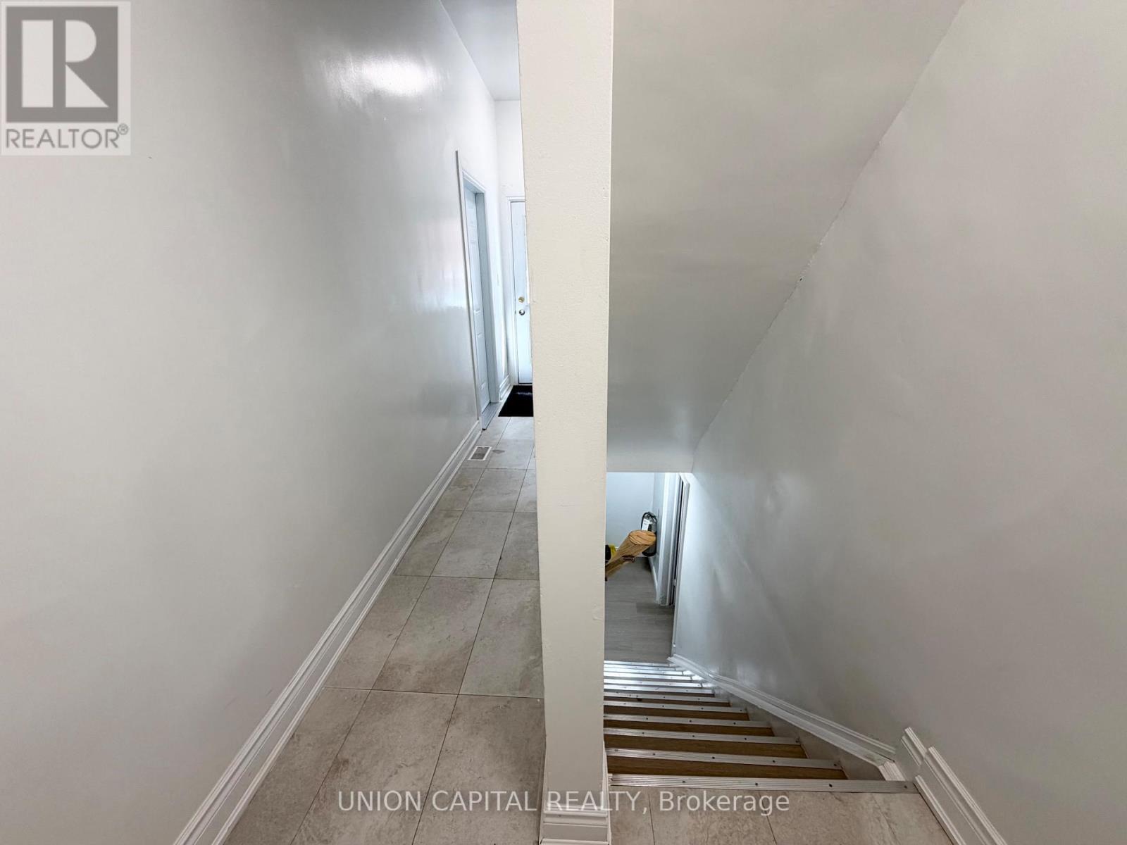 1342 Weston Road, Toronto, Ontario  M6M 4R5 - Photo 21 - W13740626