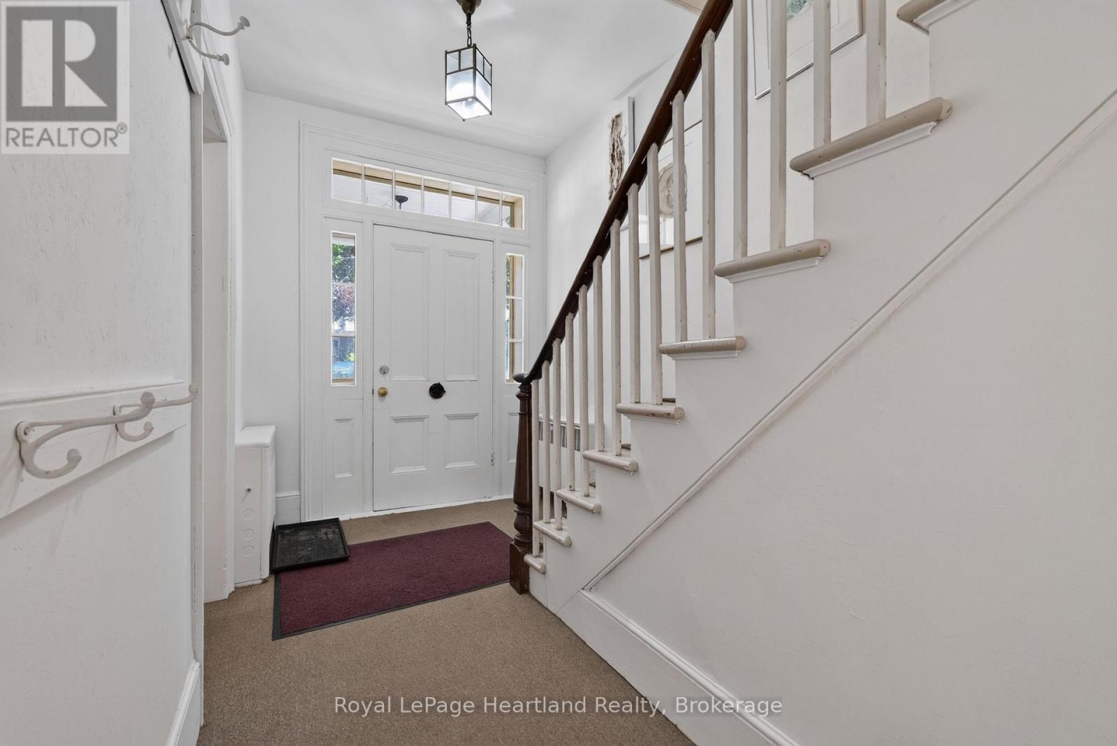18 Nelson Street E, Goderich, Ontario  N7A 1R6 - Photo 5 - X13742220