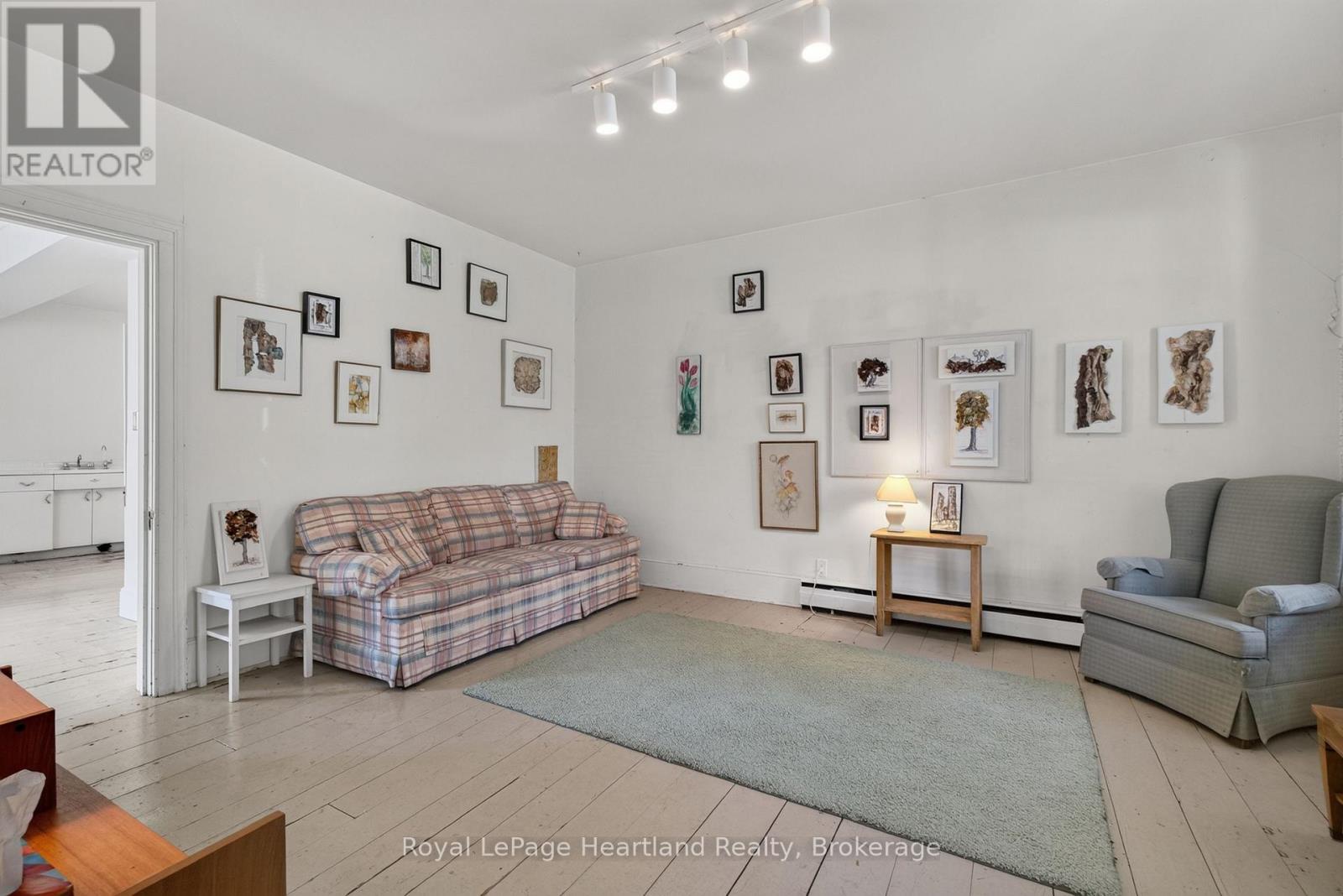 18 Nelson Street E, Goderich, Ontario  N7A 1R6 - Photo 6 - X13742220
