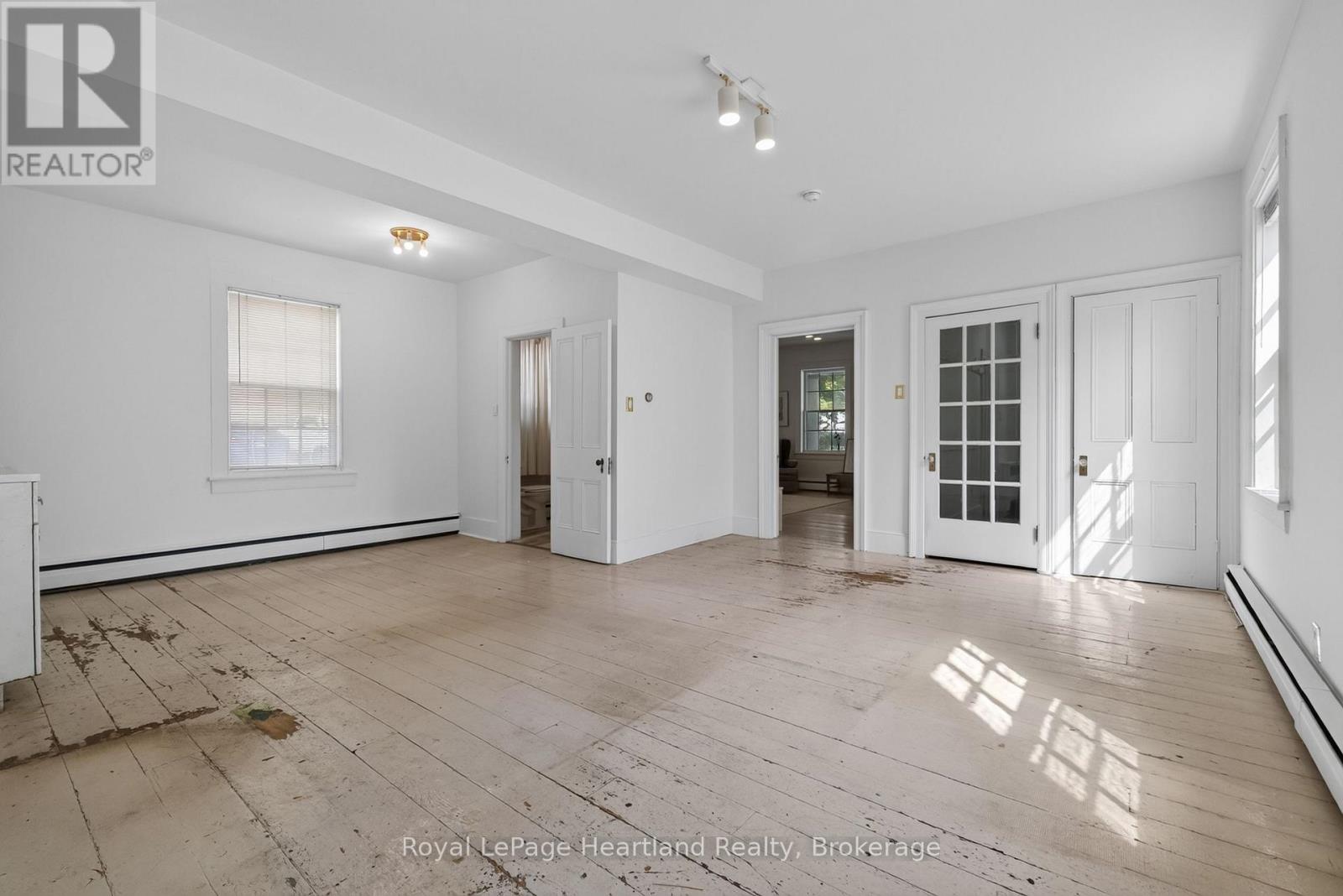 18 Nelson Street E, Goderich, Ontario  N7A 1R6 - Photo 9 - X13742220