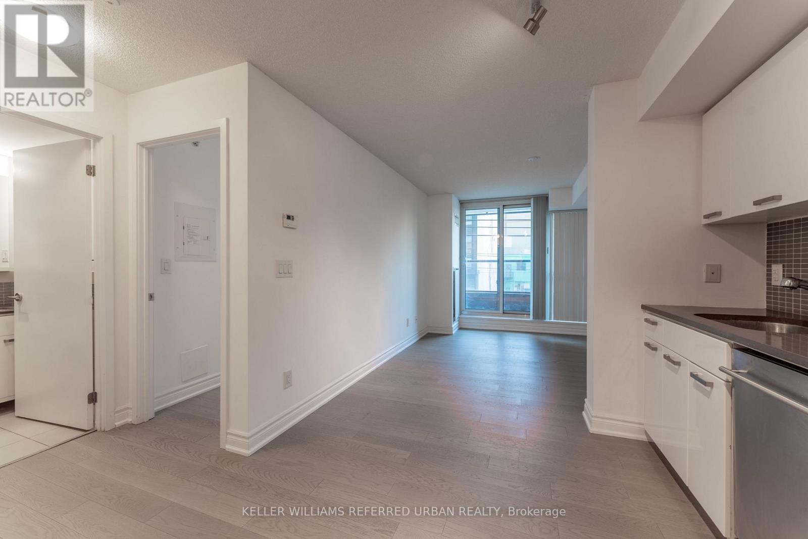201 - 295 Adelaide Street W, Toronto, Ontario  M5V 1P7 - Photo 2 - C13742266