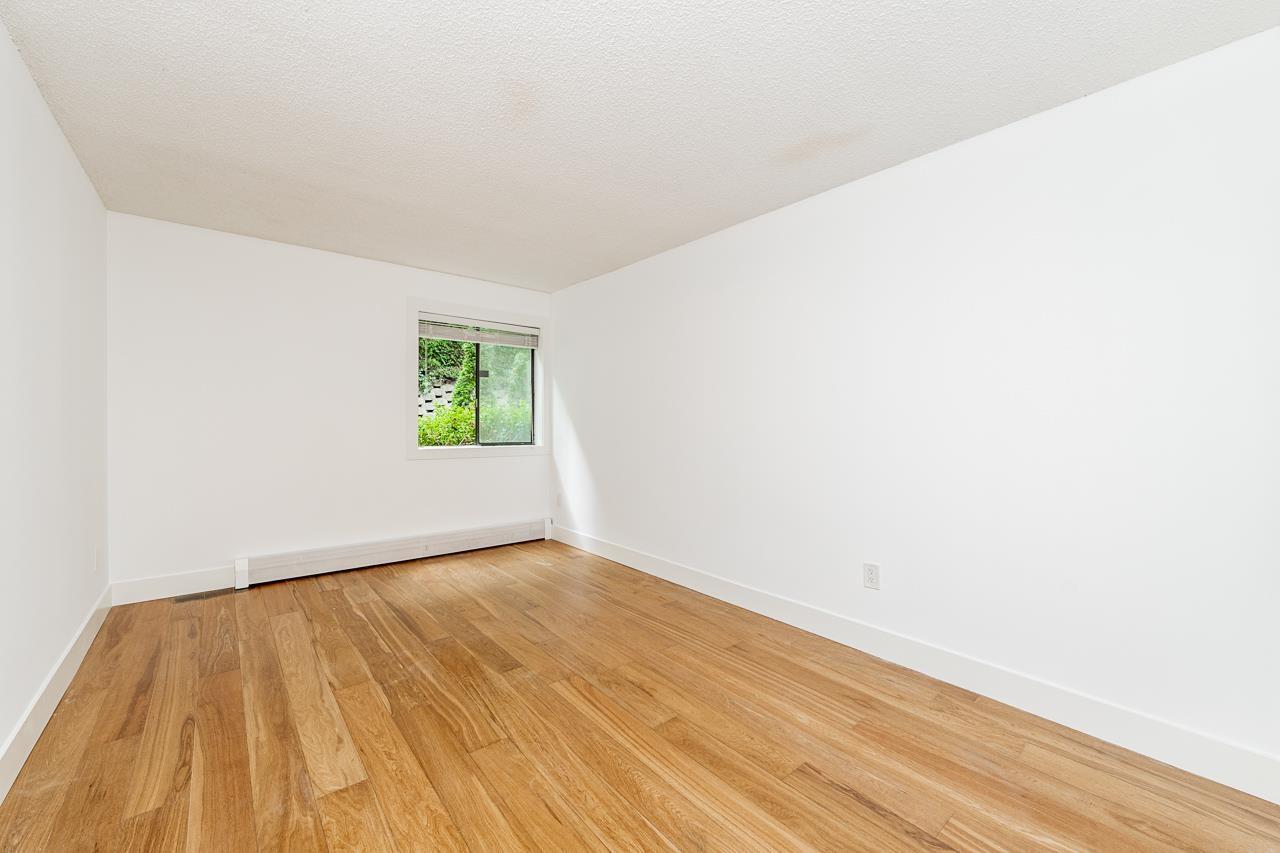 111 10680 151a Street, Surrey, British Columbia  V3R 8T4 - Photo 13 - R3160049