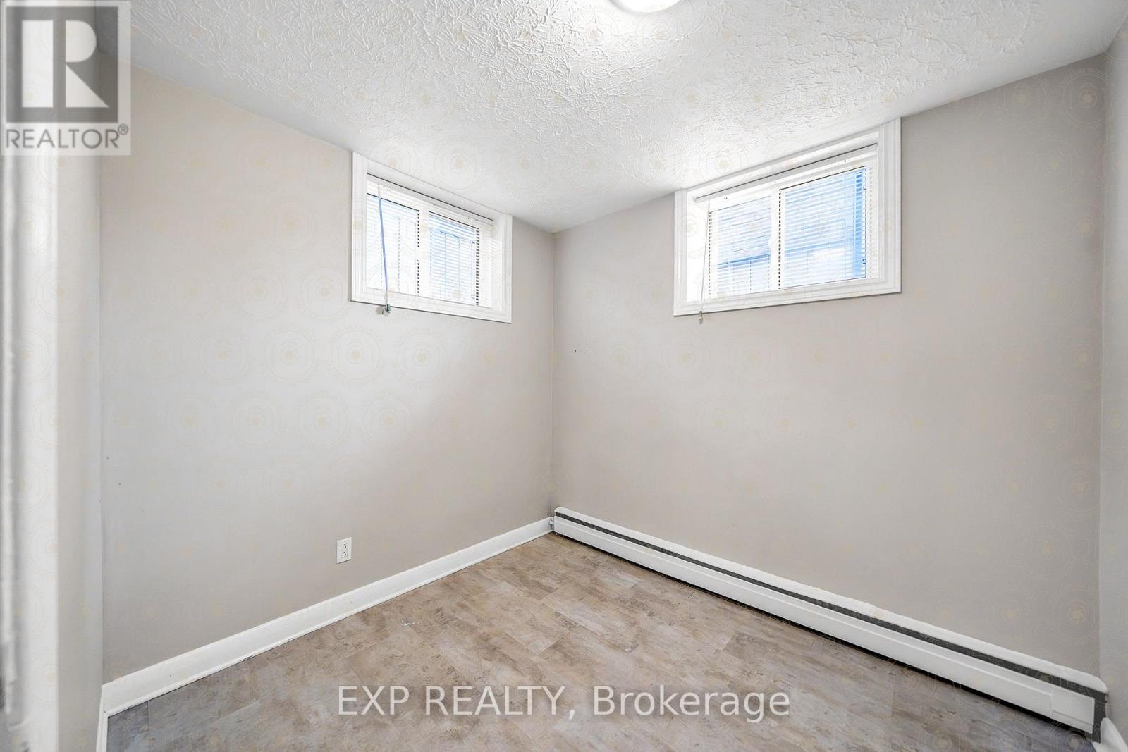 1121 Centre Street S, Whitby, Ontario  L1N 4X7 - Photo 10 - E13547132