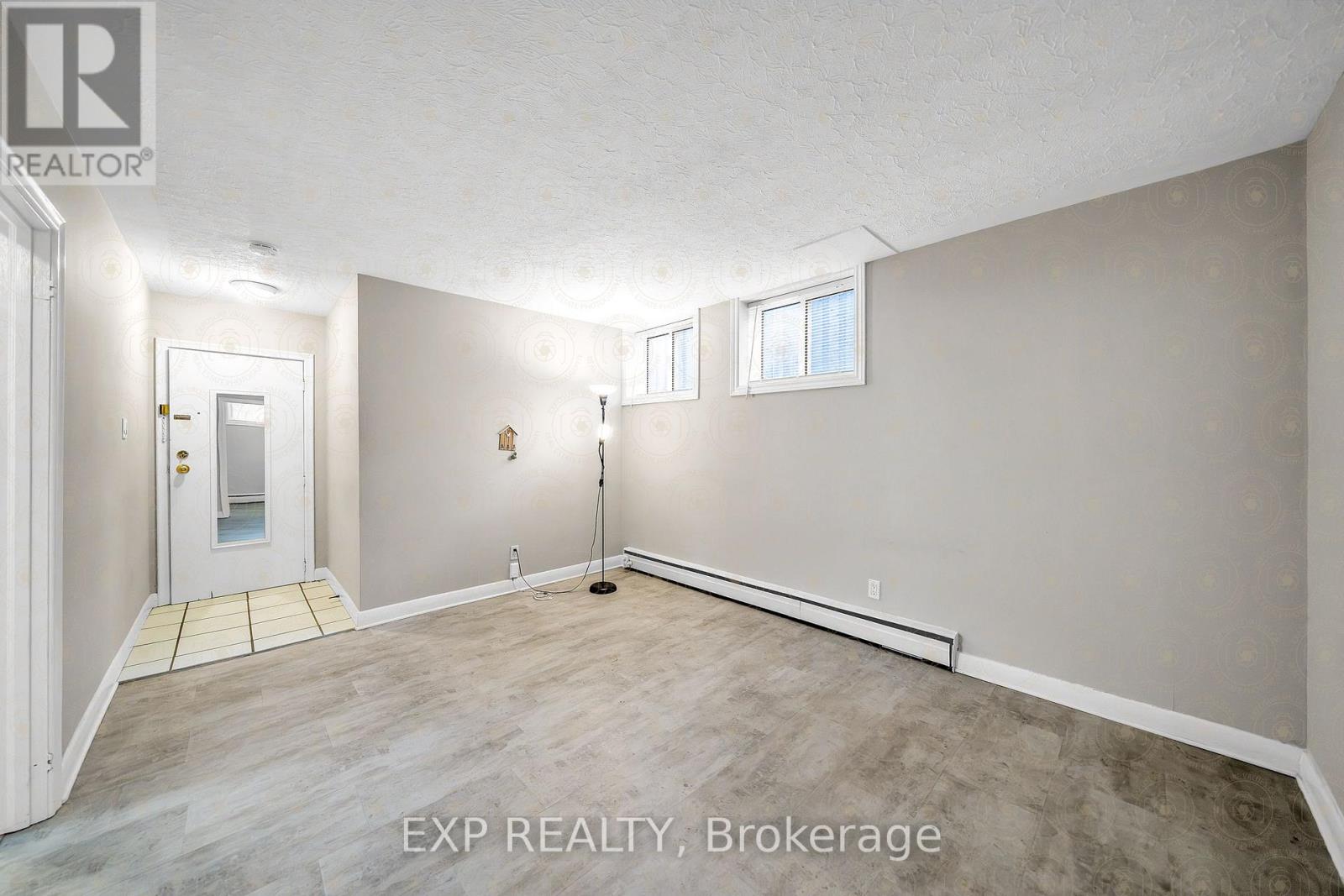 1121 Centre Street S, Whitby, Ontario  L1N 4X7 - Photo 11 - E13547132