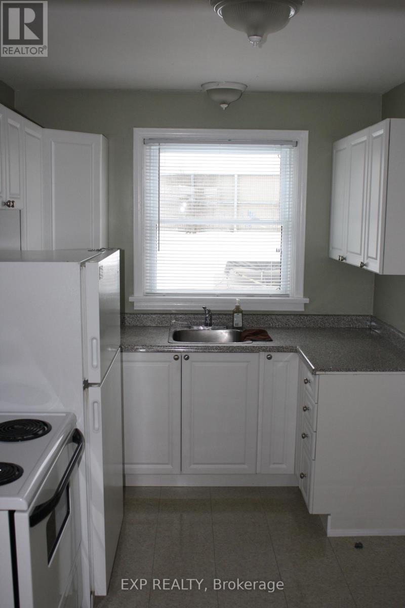 1121 Centre Street S, Whitby, Ontario  L1N 4X7 - Photo 25 - E13547132