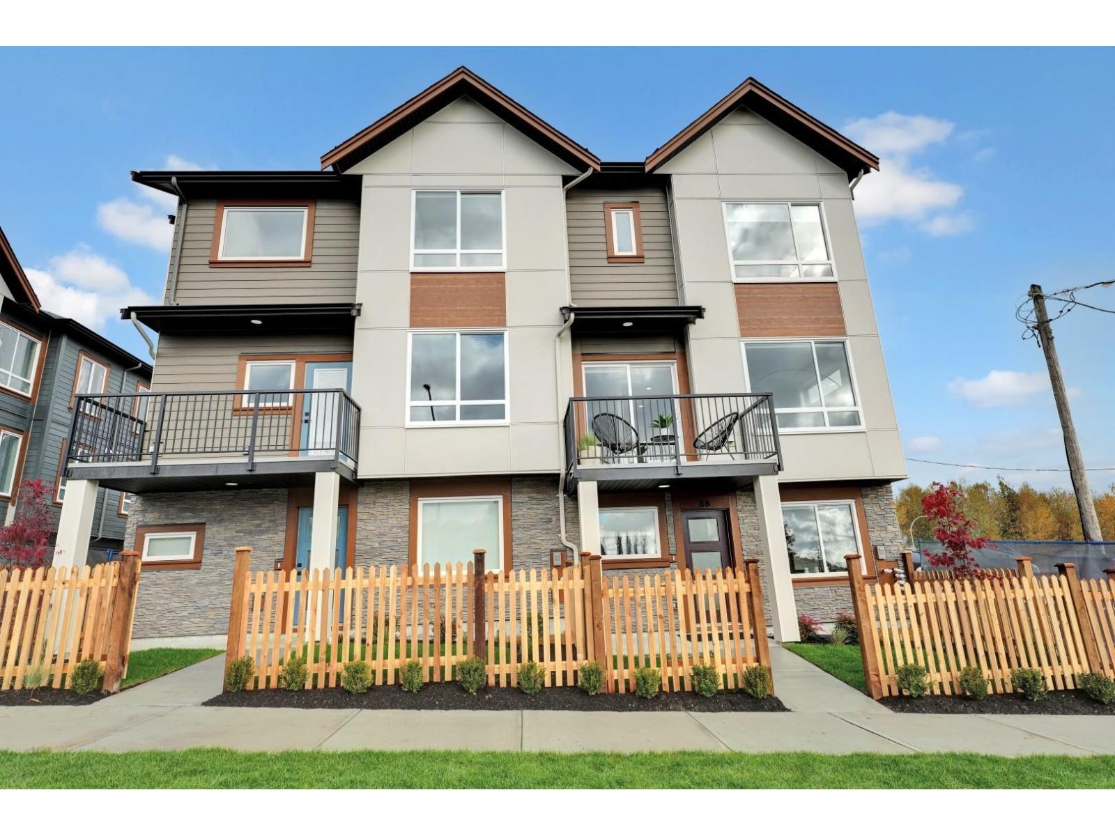 9 17155 79A AVENUE, surrey, British Columbia