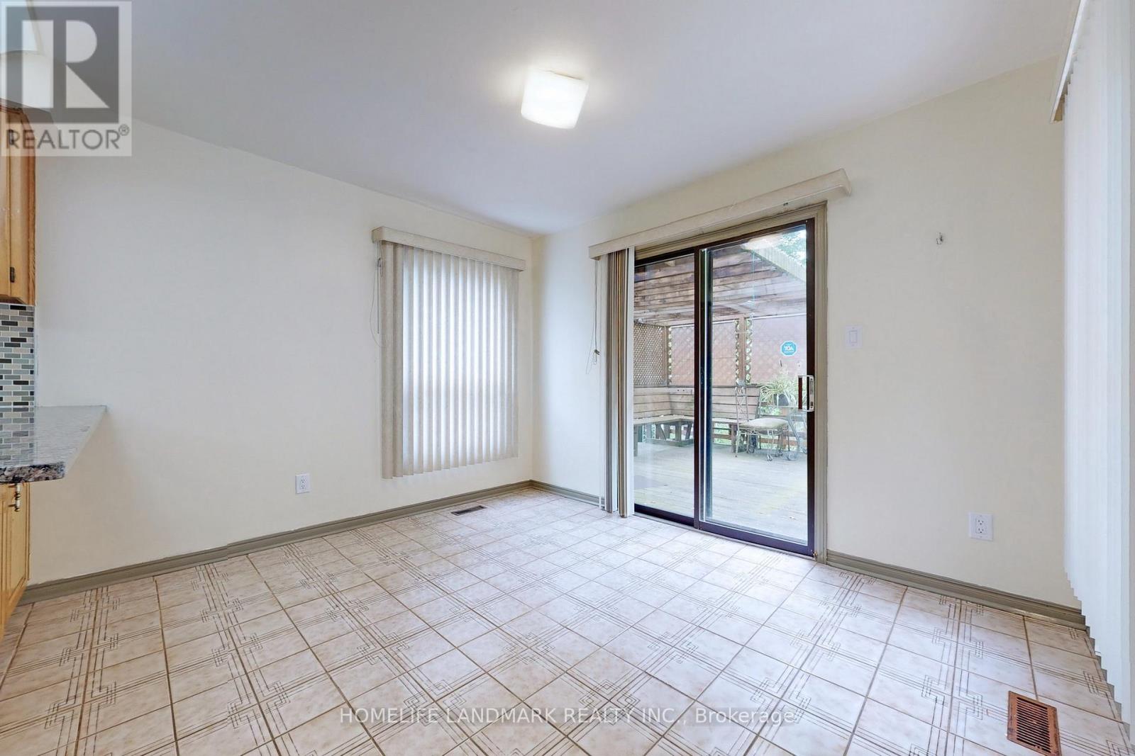 69 Windrush Trail, Toronto, Ontario  M1C 3Z9 - Photo 12 - E13742264