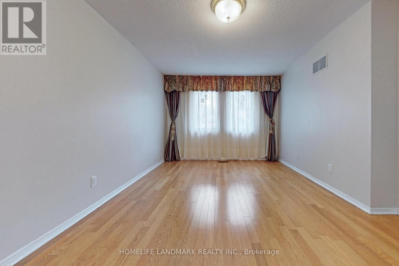 69 Windrush Trail, Toronto, Ontario  M1C 3Z9 - Photo 17 - E13742264