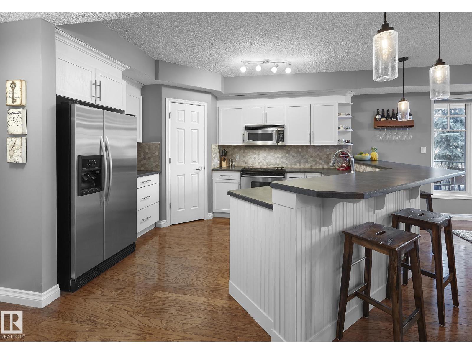 #209 9811 96a St NW, Edmonton, Alberta  T6A 4A4 - Photo 8 - E4506905