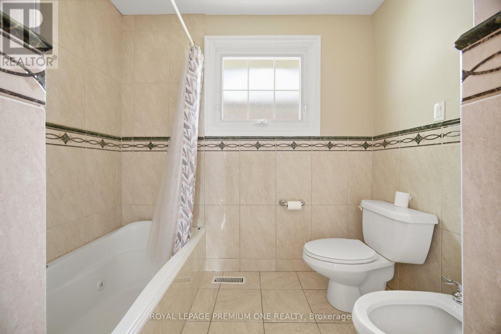 25 Islay Court, Toronto, Ontario  M9M 1V4 - Photo 28 - W13742230