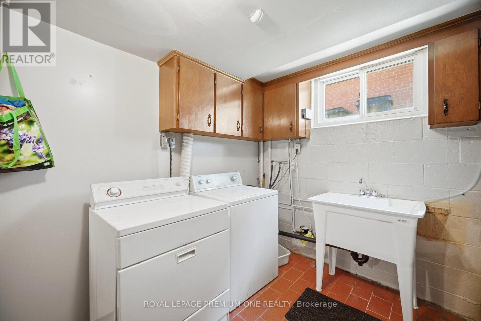25 Islay Court, Toronto, Ontario  M9M 1V4 - Photo 45 - W13742230