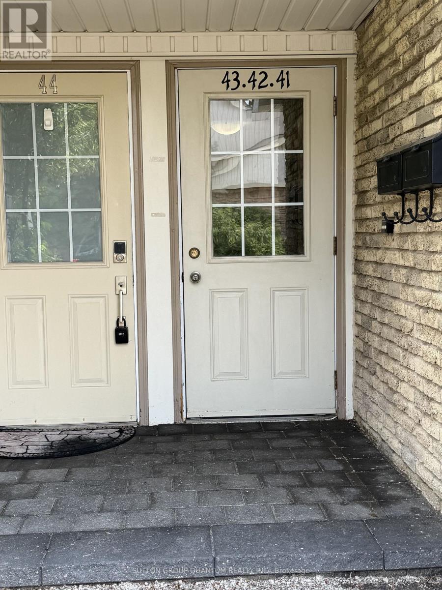 42 - 6777 Formentera Avenue, Mississauga, Ontario  L5N 2M3 - Photo 3 - W13742262