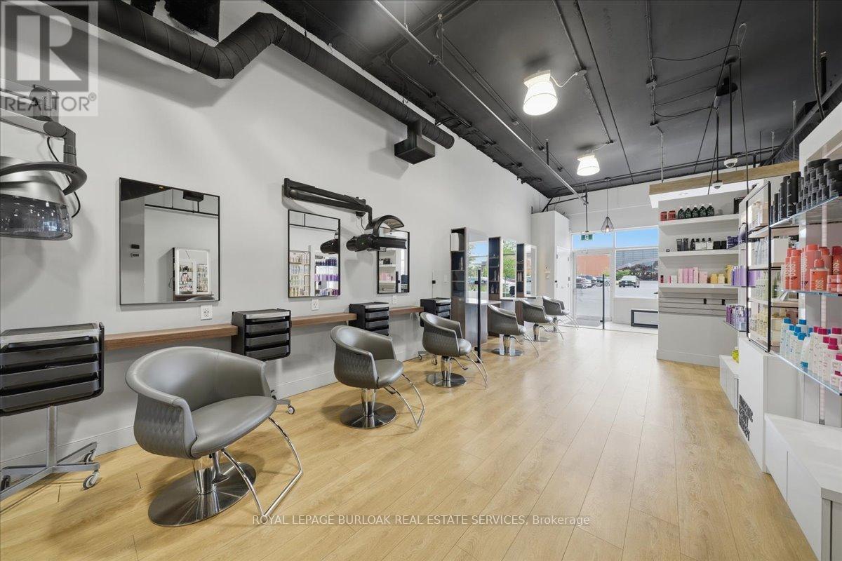 9 - 515 Dundas Street W, Oakville, Ontario  L6M 1L9 - Photo 13 - W13742414