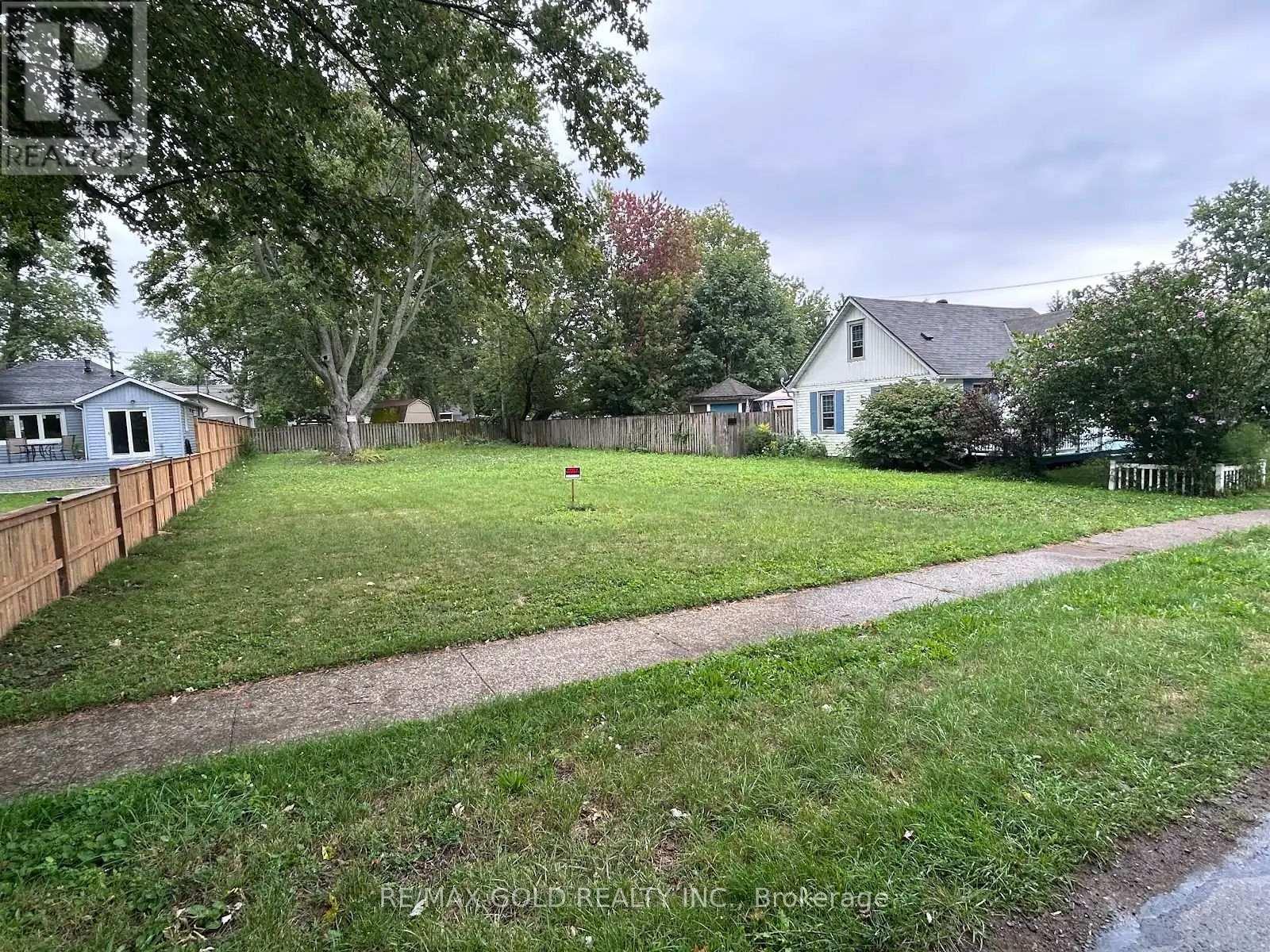 V/l Elmwood Avenue, Fort Erie, Ontario L0S 1B0 - Photo 3 - X13742226