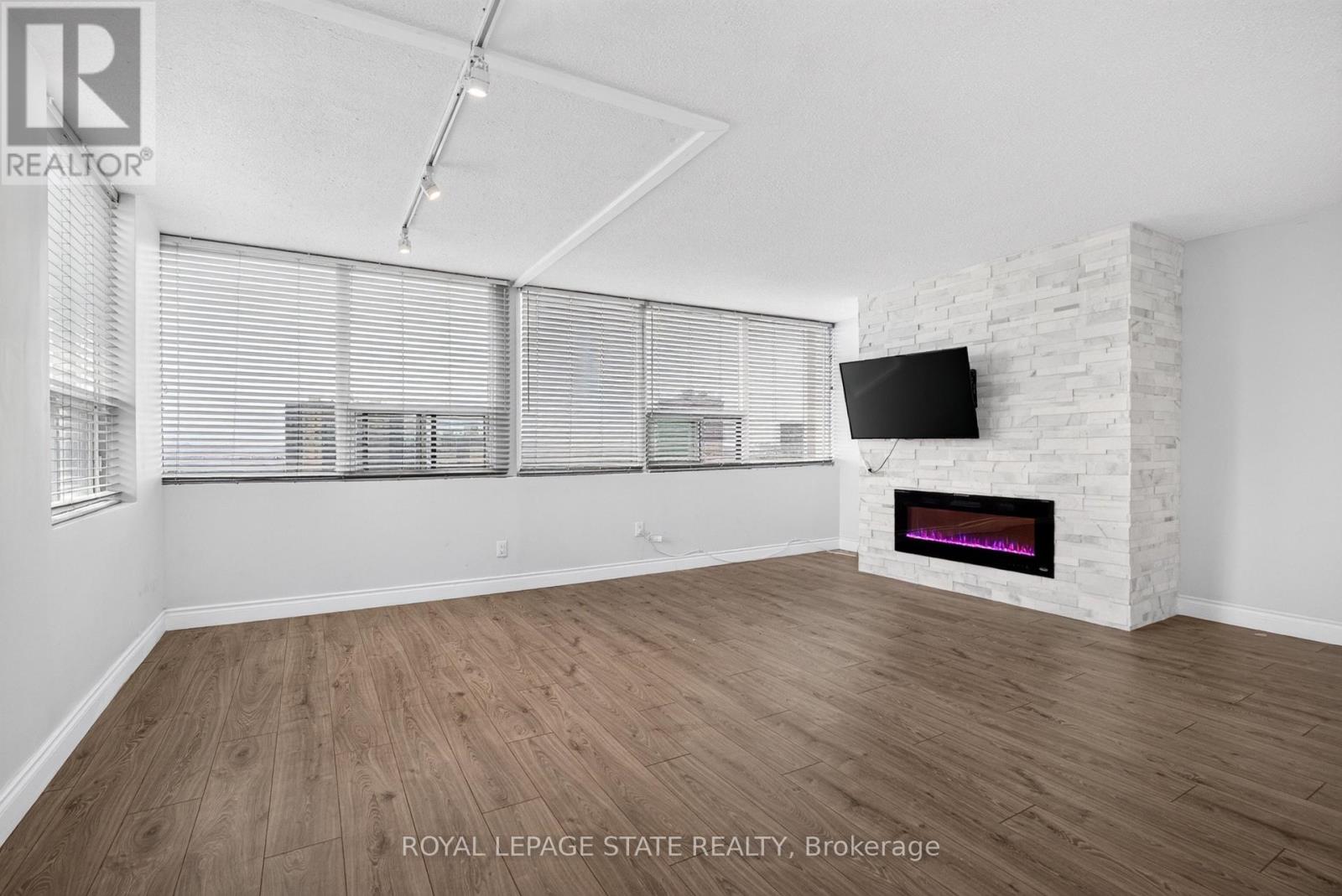 1106 - 120 Duke Street, Hamilton, Ontario  L8P 4T1 - Photo 11 - X13742336