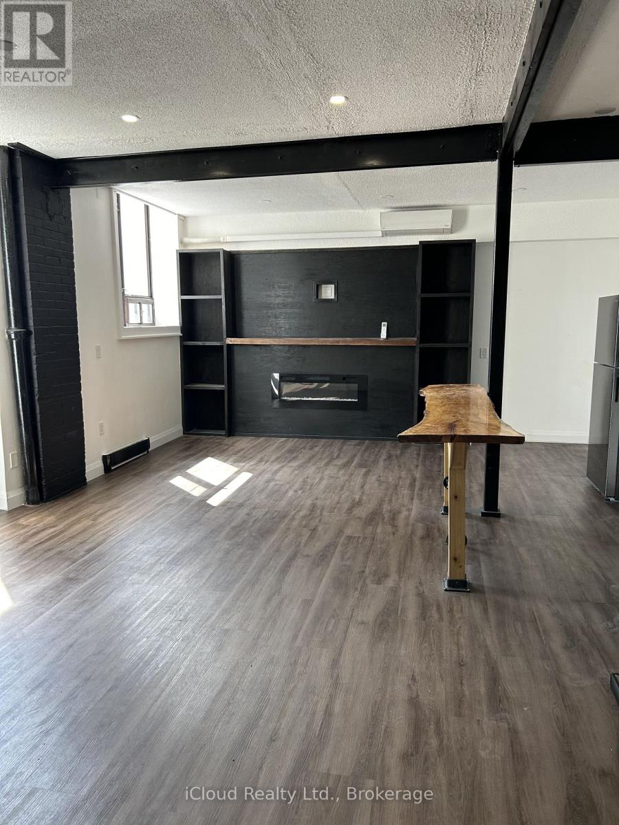 12 - 7 Foundry Street, Hamilton, Ontario  L9H 2V6 - Photo 2 - X13742418