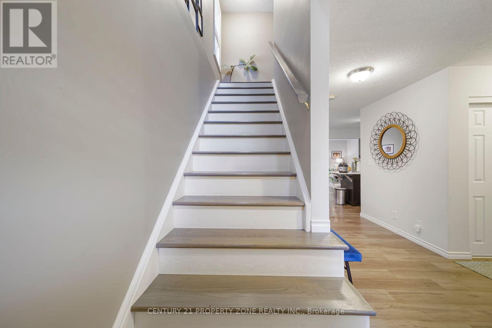 643 Bonavista Drive, Waterloo, Ontario  N2K 4B3 - Photo 21 - X13742436