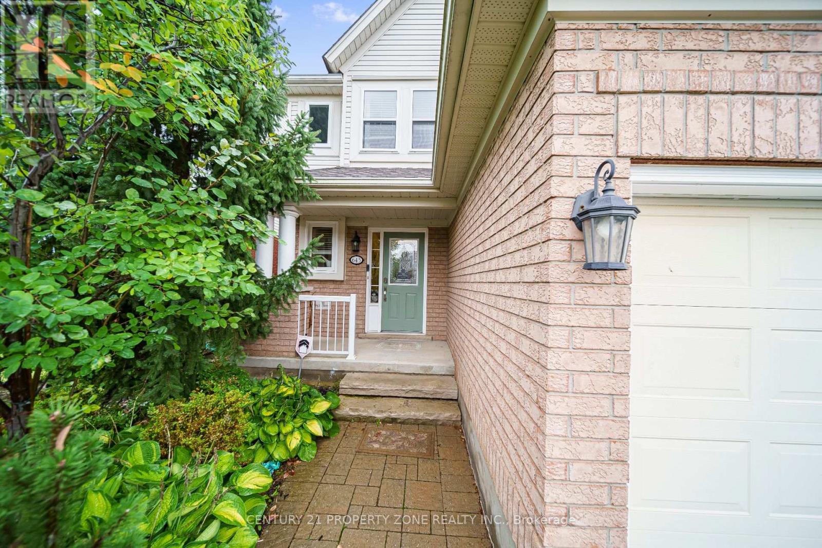 643 Bonavista Drive, Waterloo, Ontario  N2K 4B3 - Photo 5 - X13742436