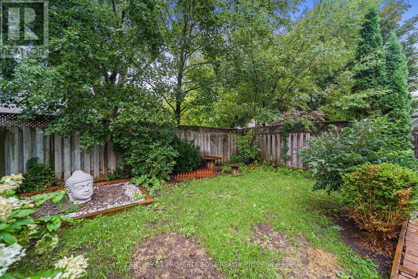 643 Bonavista Drive, Waterloo, Ontario  N2K 4B3 - Photo 8 - X13742436