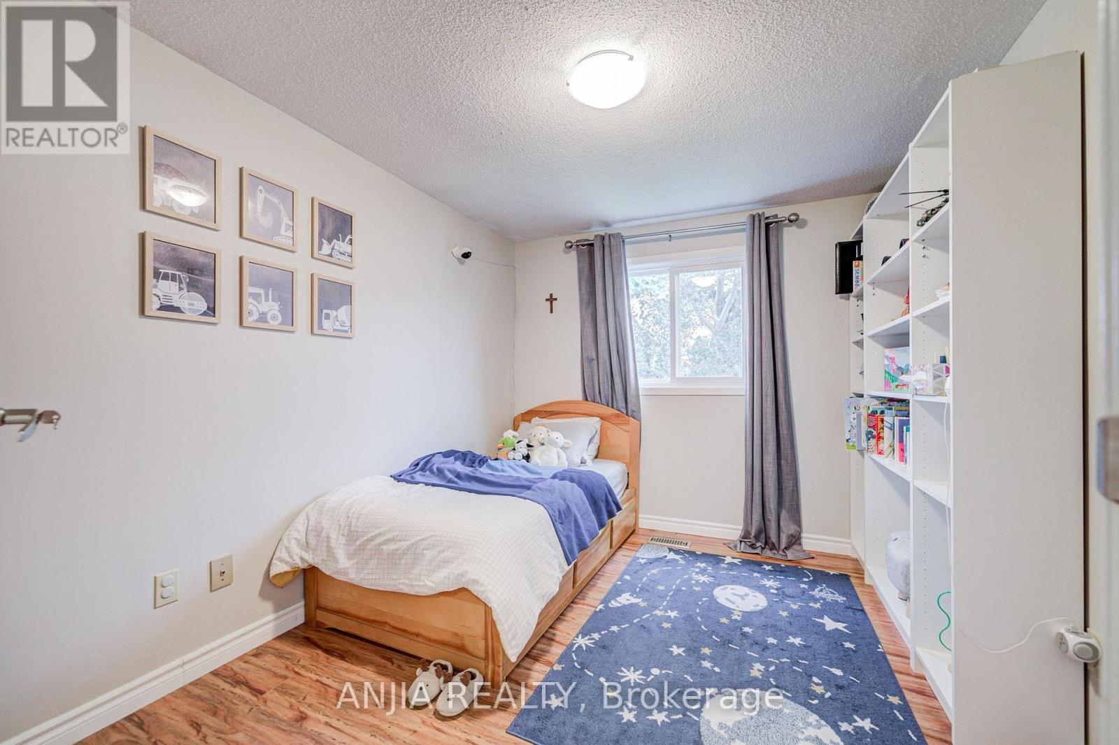 8 Maresfield Drive, Toronto, Ontario M1V 2X1 - Photo 25 - E13741646