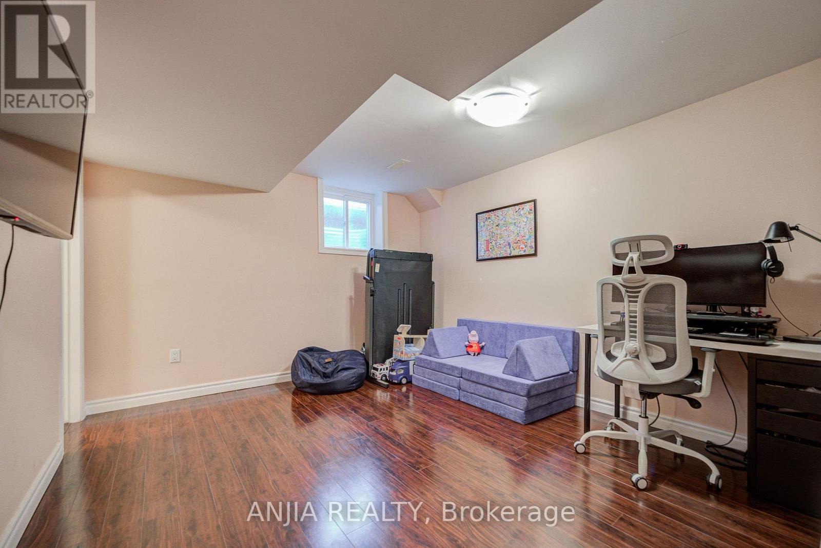 8 Maresfield Drive, Toronto, Ontario M1V 2X1 - Photo 33 - E13741646
