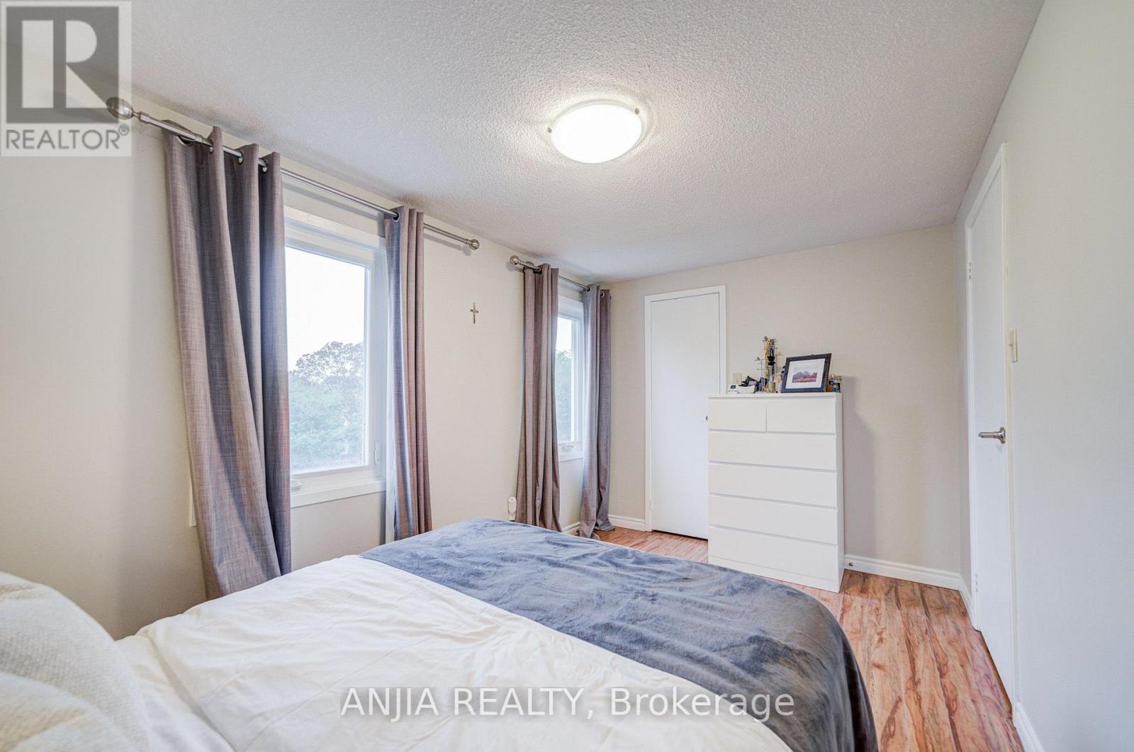 8 Maresfield Drive, Toronto, Ontario M1V 2X1 - Photo 21 - E13741646
