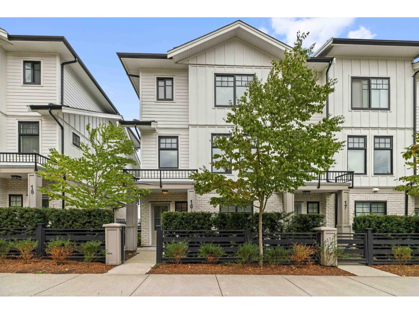 16 16467 23A AVENUE, surrey, British Columbia