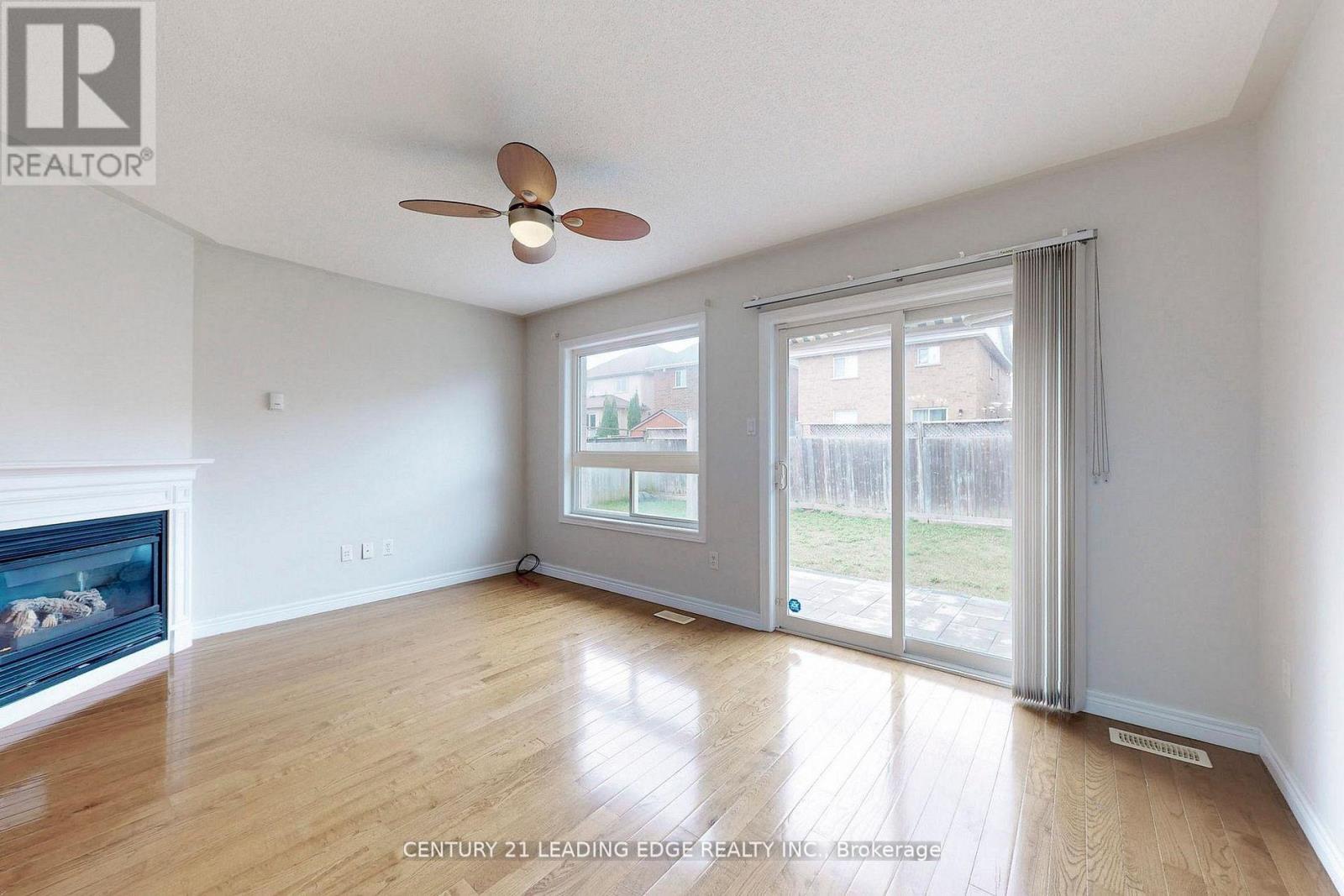 29 Pardon Ave Avenue, Whitby, Ontario  L1P 1V1 - Photo 14 - E13741632