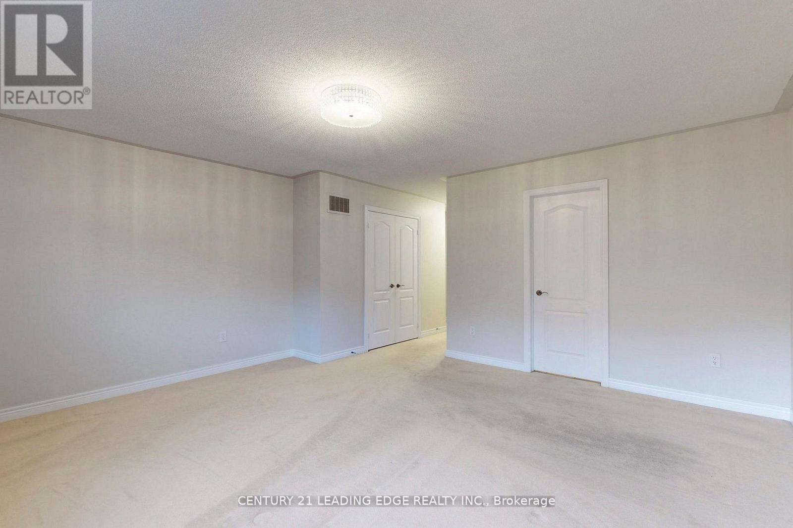 29 Pardon Ave Avenue, Whitby, Ontario  L1P 1V1 - Photo 18 - E13741632