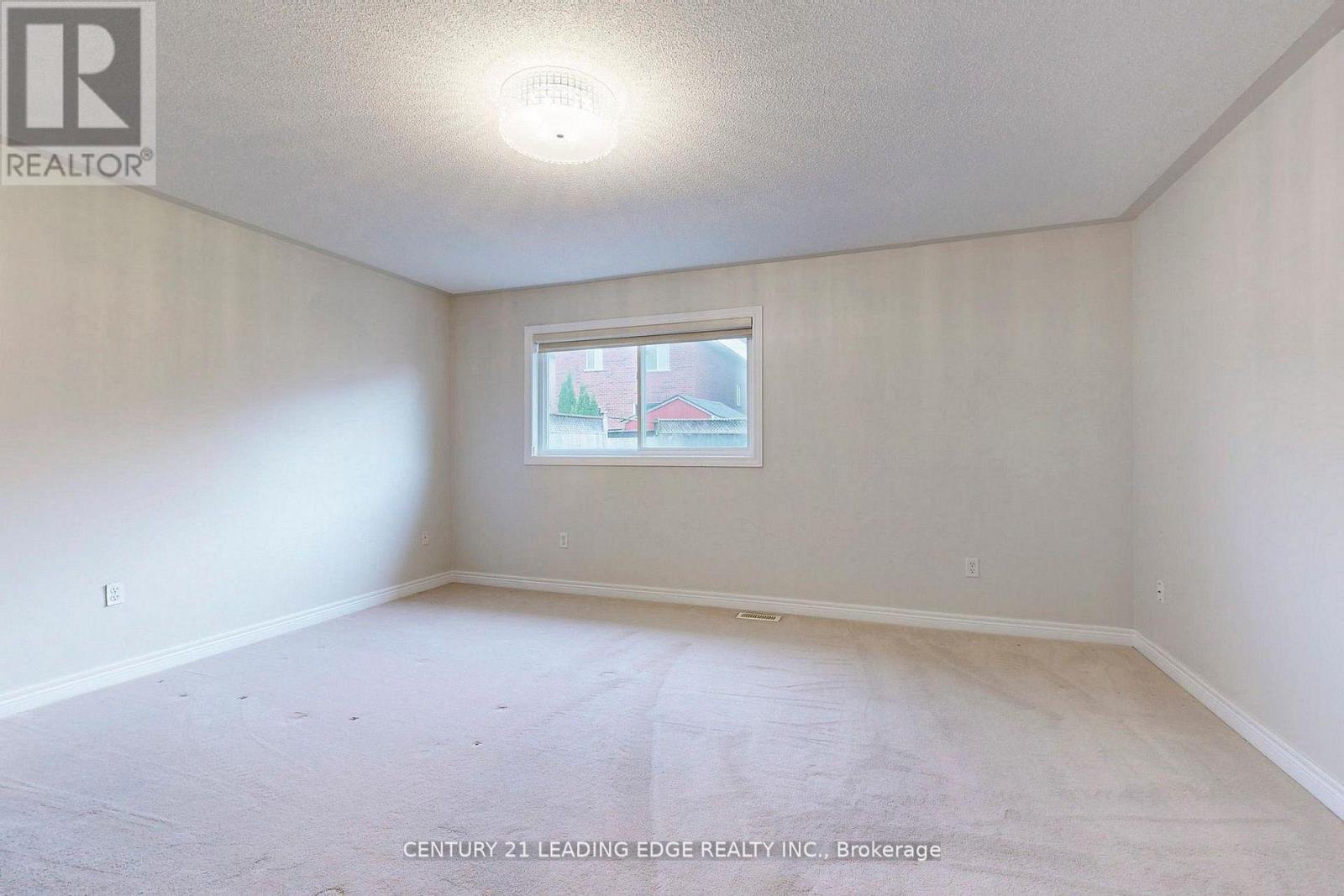 29 Pardon Ave Avenue, Whitby, Ontario  L1P 1V1 - Photo 16 - E13741632