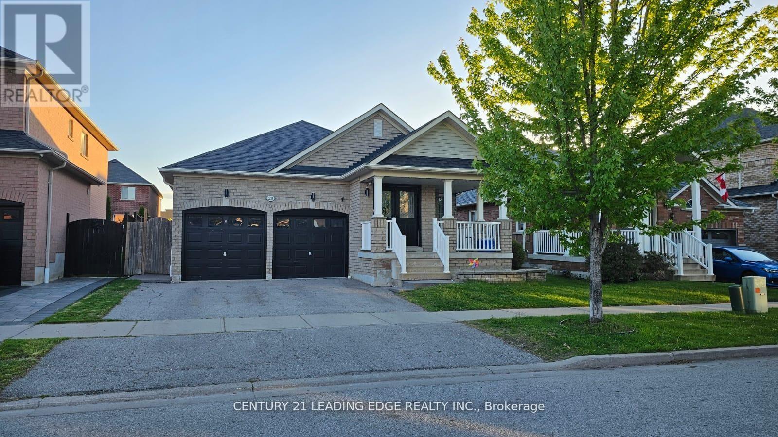 29 Pardon Ave Avenue, Whitby, Ontario  L1P 1V1 - Photo 30 - E13741632