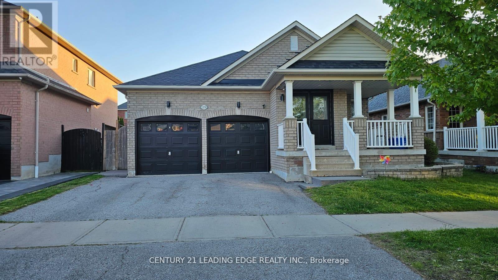 29 PARDON AVE AVENUE, Whitby, Ontario