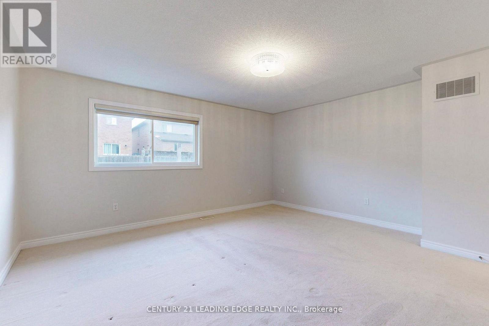 29 Pardon Ave Avenue, Whitby, Ontario  L1P 1V1 - Photo 15 - E13741632