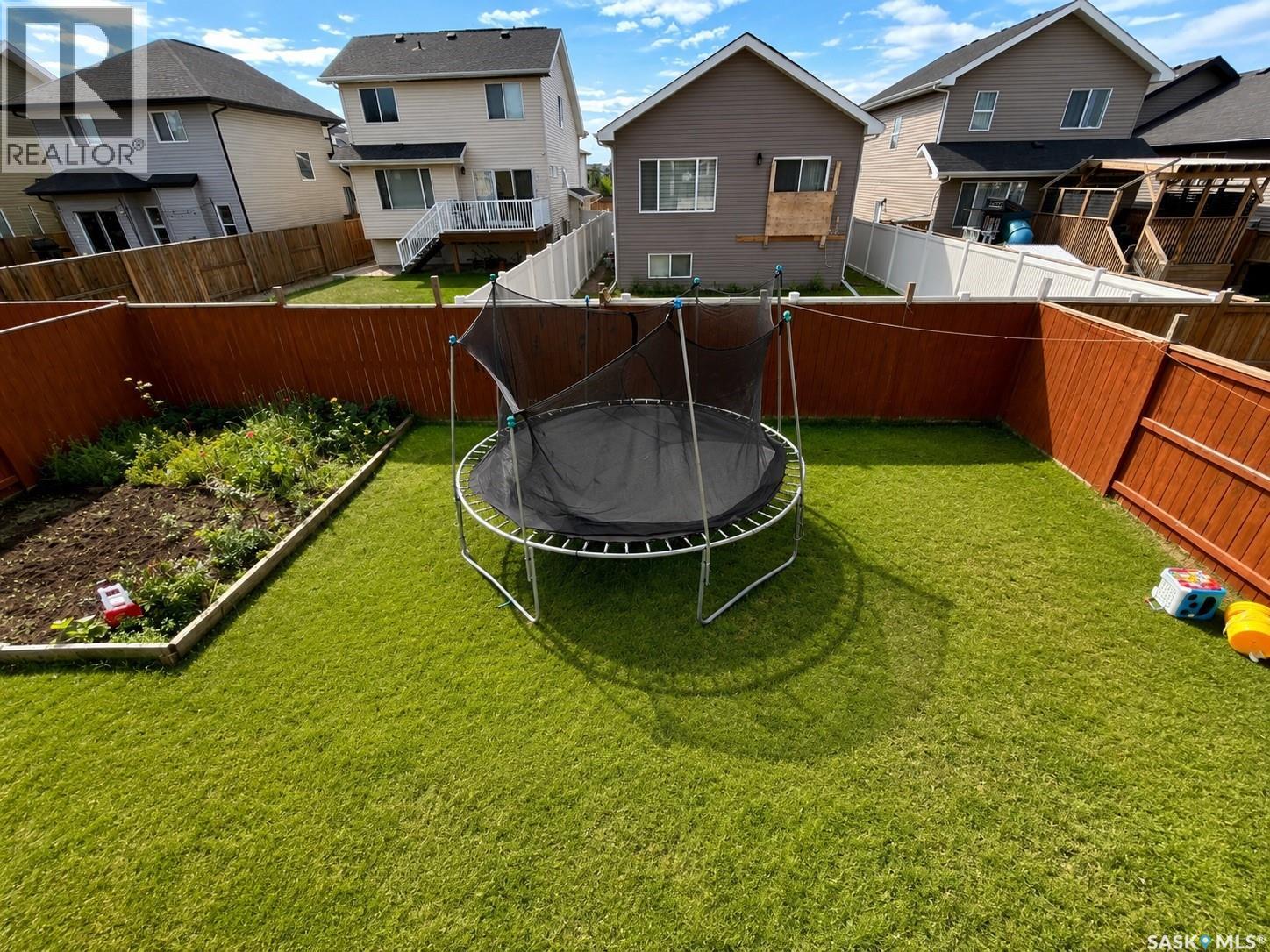 750 Labine Court, Saskatoon, Saskatchewan  S7L 6C8 - Photo 36 - SK047472