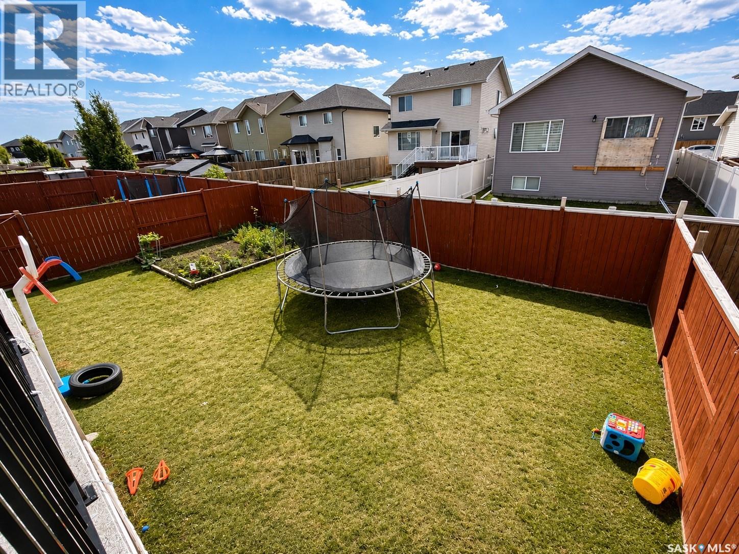 750 Labine Court, Saskatoon, Saskatchewan  S7L 6C8 - Photo 37 - SK047472