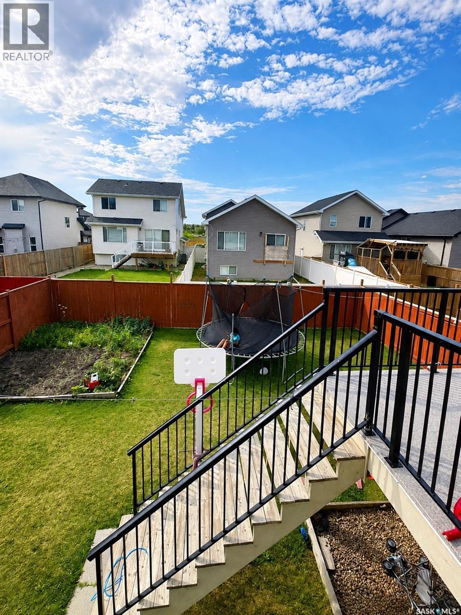 750 Labine Court, Saskatoon, Saskatchewan  S7L 6C8 - Photo 39 - SK047472