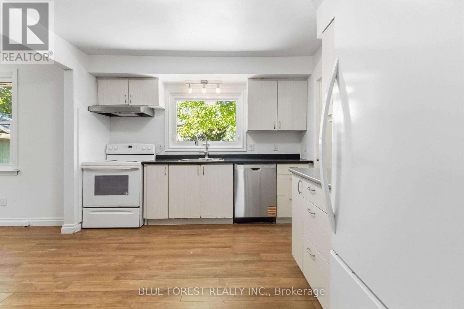 59 Scotchpine Crescent, London North, Ontario  N6G 2E1 - Photo 14 - X13742586