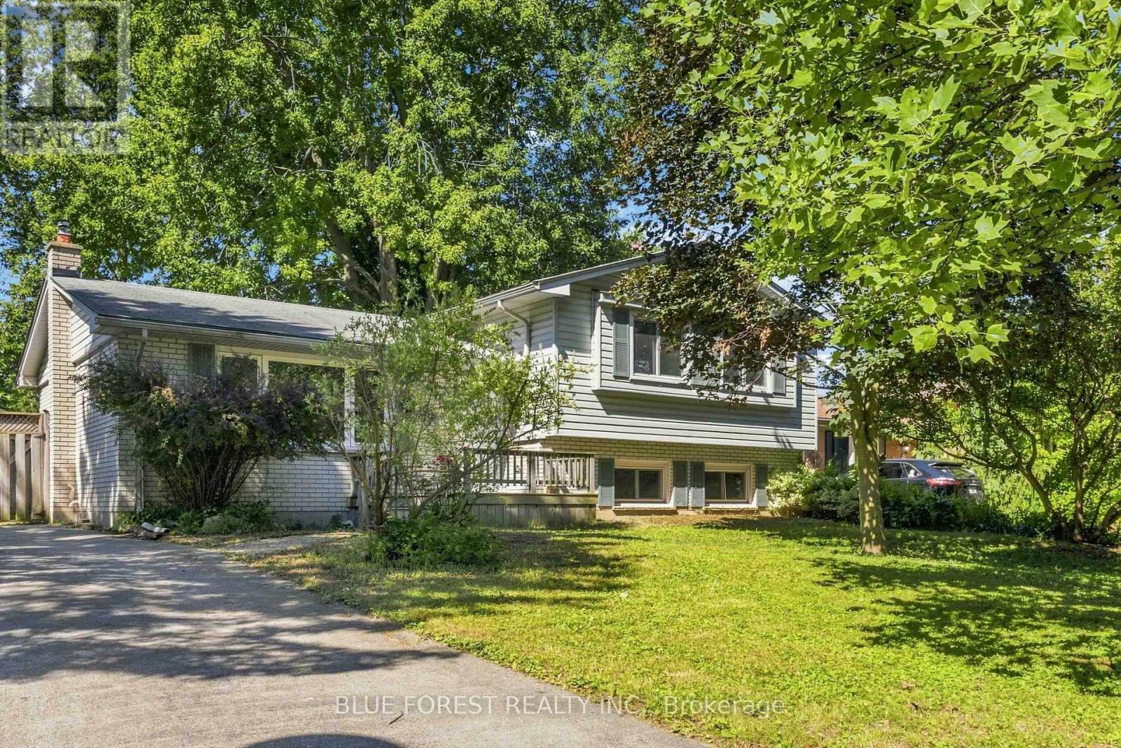 59 Scotchpine Crescent, London North, Ontario  N6G 2E1 - Photo 3 - X13742586