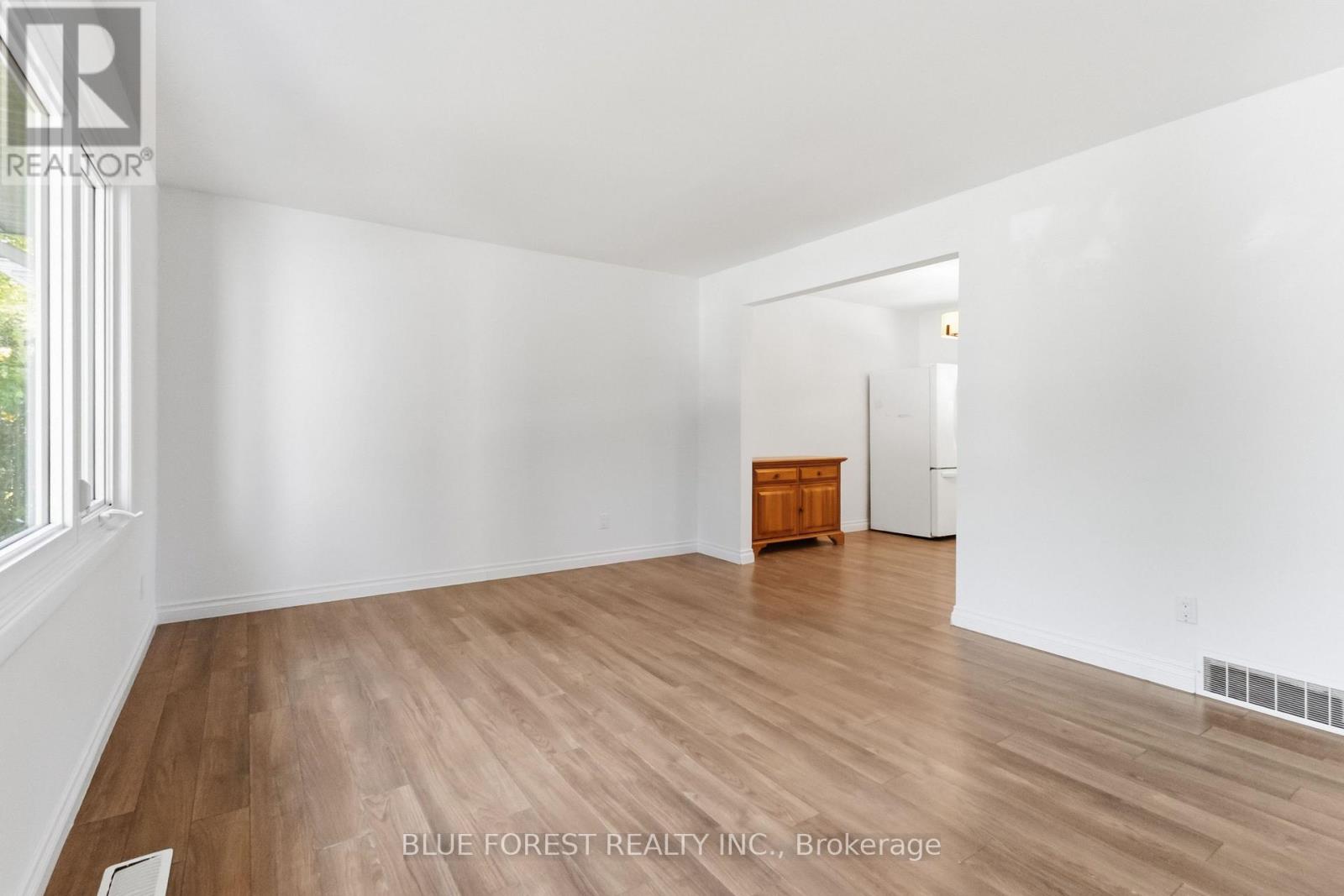 59 Scotchpine Crescent, London North, Ontario  N6G 2E1 - Photo 8 - X13742586