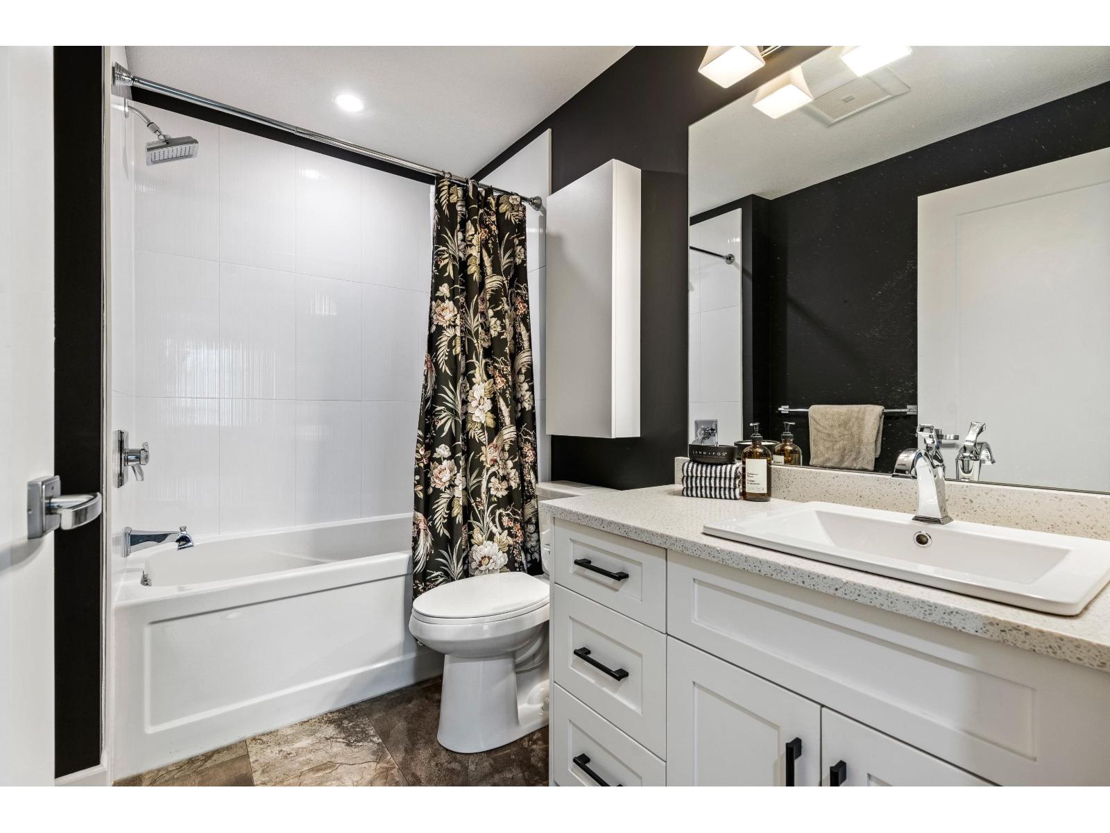 210 45754 Keith Wilson Road, Vedder Crossing, Chilliwack, British Columbia  V2R 6A9 - Photo 8 - R3161290