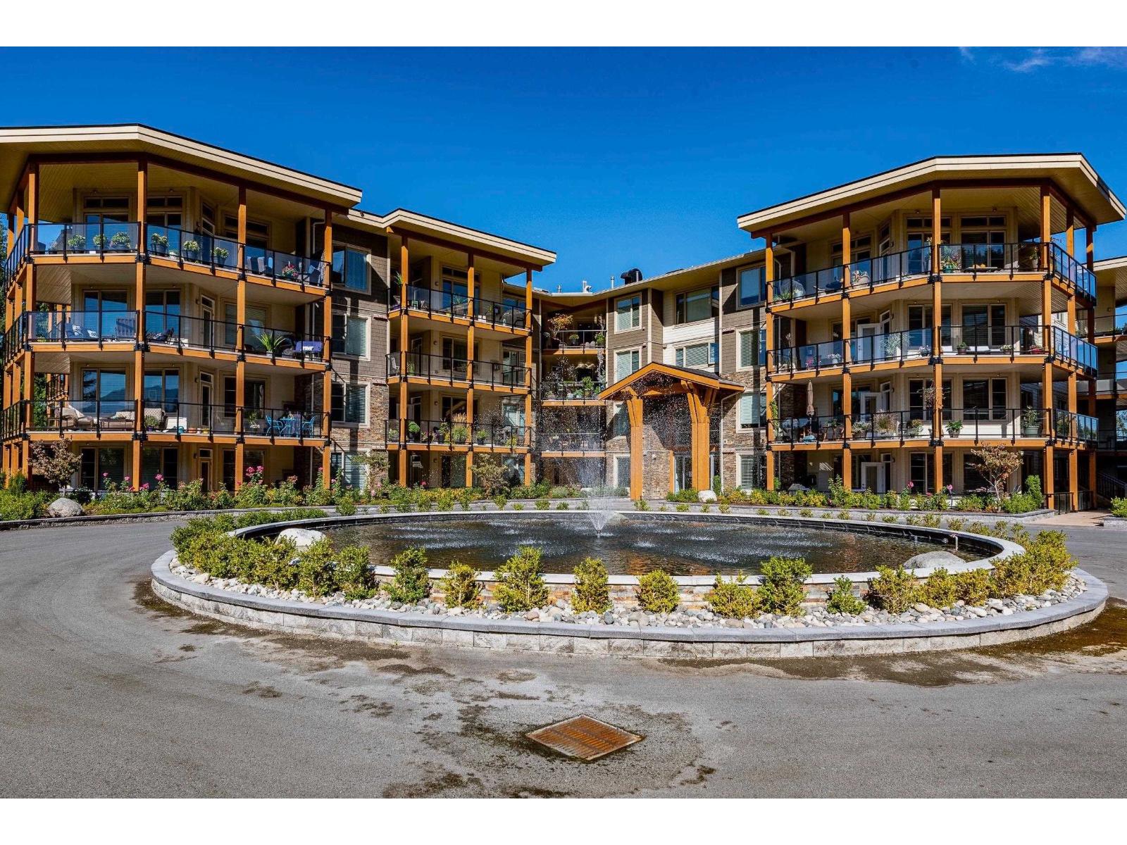 210 45754 Keith Wilson Road, Vedder Crossing, Chilliwack, British Columbia  V2R 6A9 - Photo 1 - R3161290