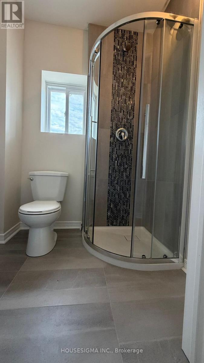 Upper Unit - 28 West Street N, Orillia, Ontario  L3V 5B8 - Photo 19 - S13742286