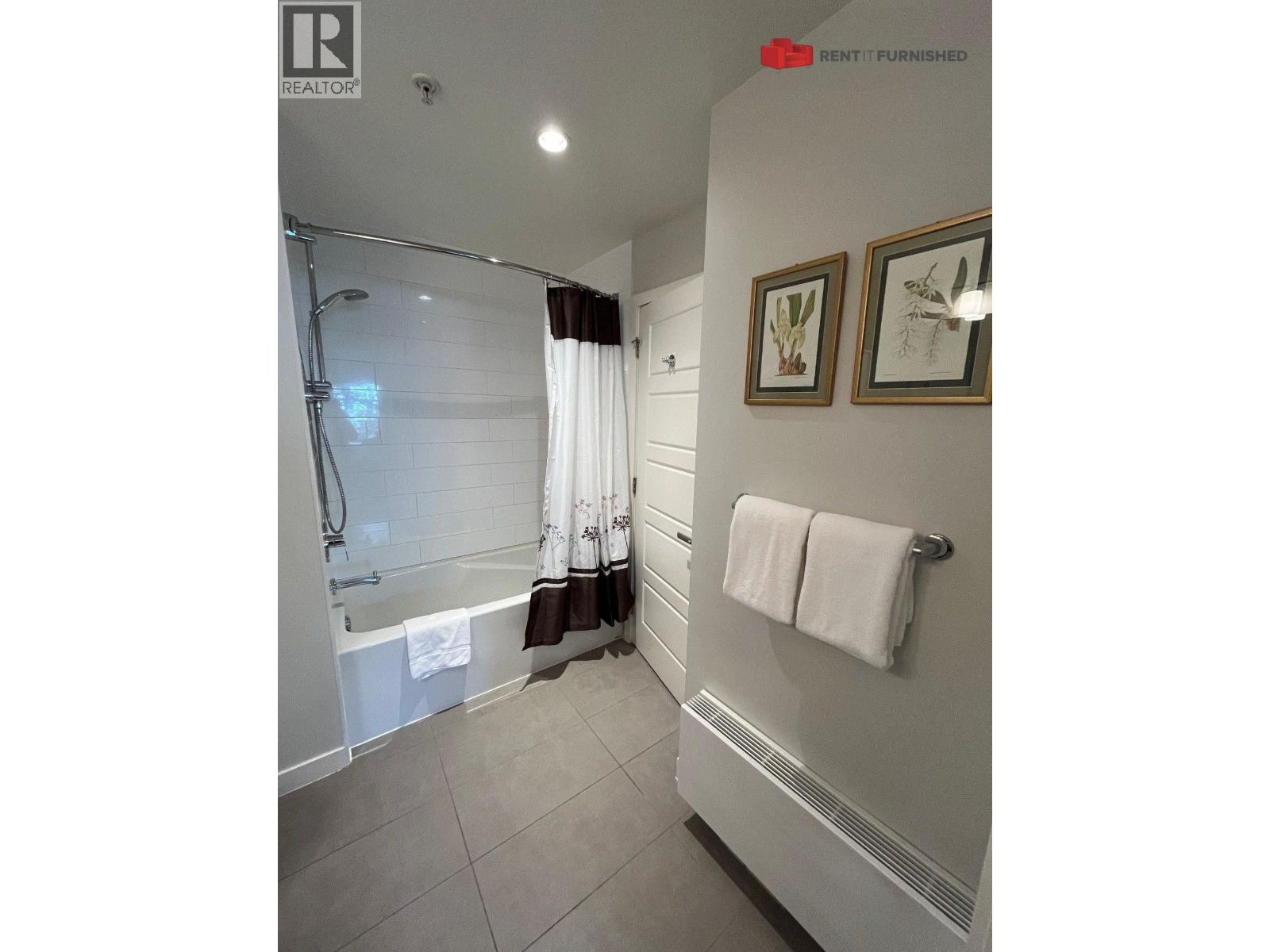 211 215 W 1st Street, Vancouver, British Columbia  V5Y 1A6 - Photo 4 - R3161316