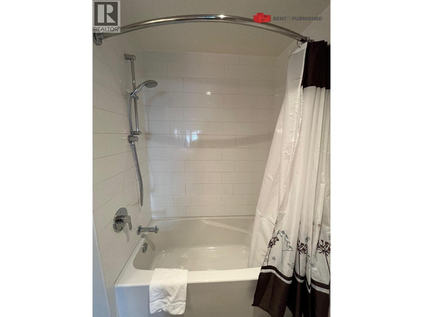 211 215 W 1st Street, Vancouver, British Columbia  V5Y 1A6 - Photo 8 - R3161316
