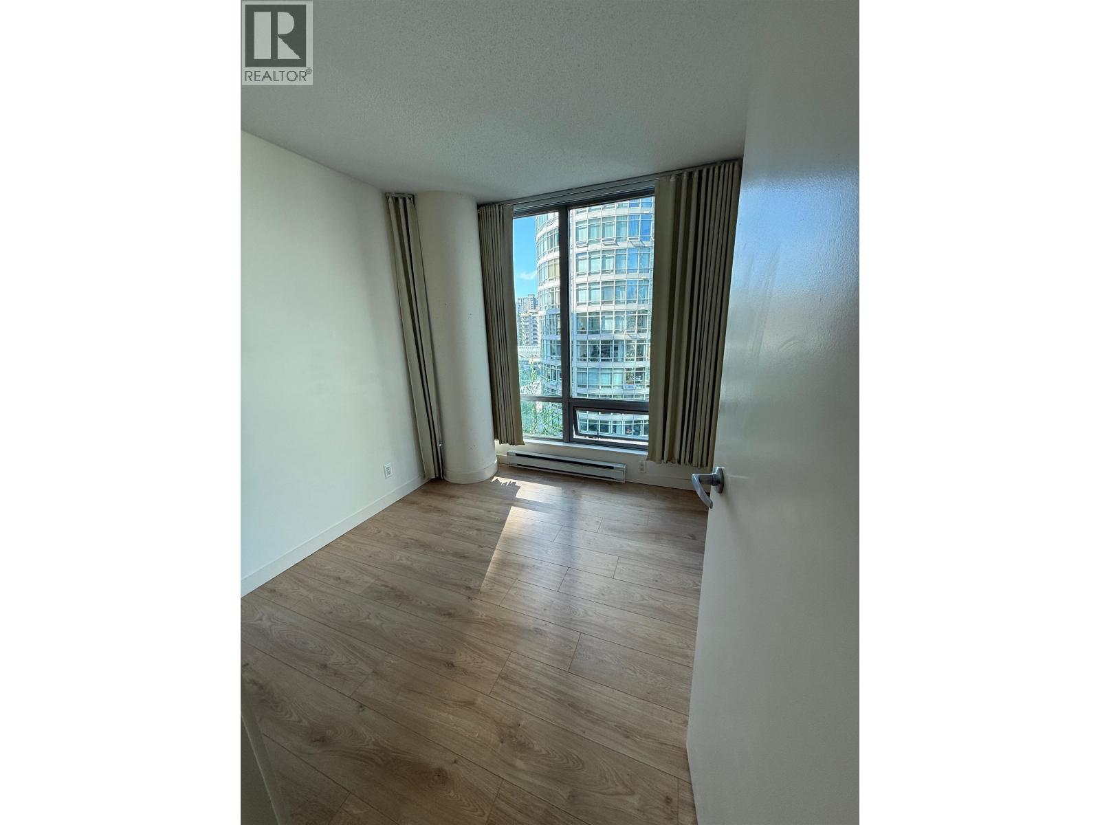 1108 1200 W Georgia Street, Vancouver, British Columbia  V6E 4R2 - Photo 8 - R3161331