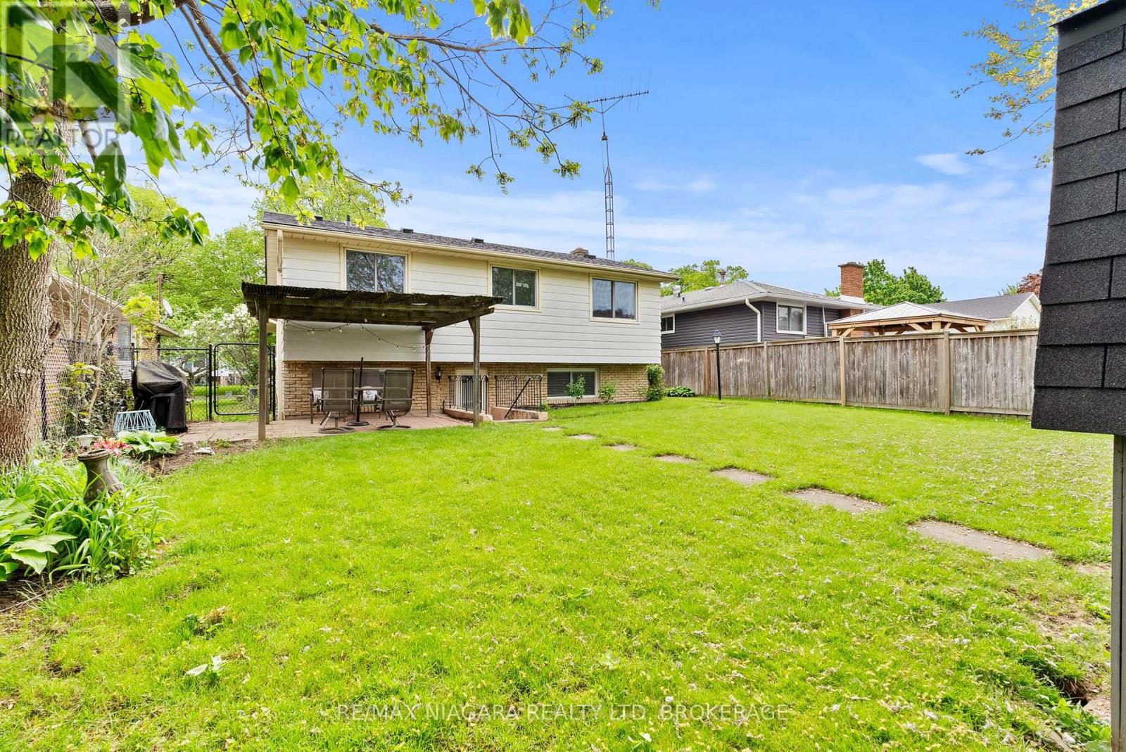 7 Ameer Drive, St. Catharines, Ontario  L2N 3S9 - Photo 30 - X13742194